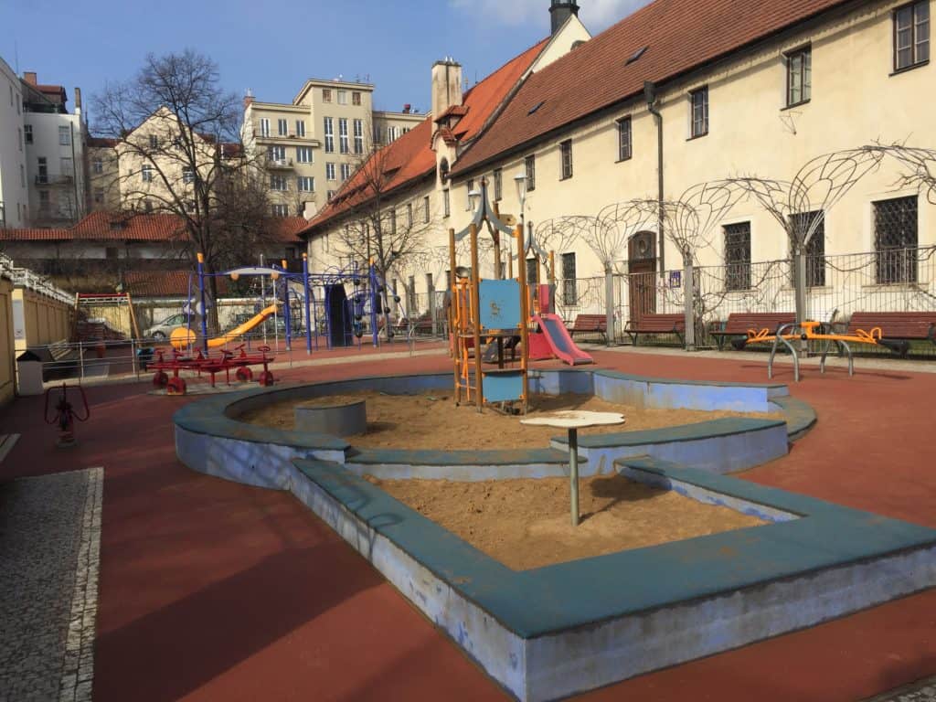 Dětské hřiště v centru Prahy
