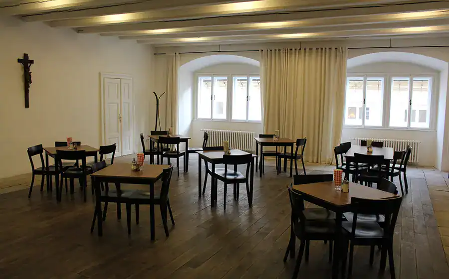 Netradiční ubytování pro rodiny s dětmi - Dominkánský hostel