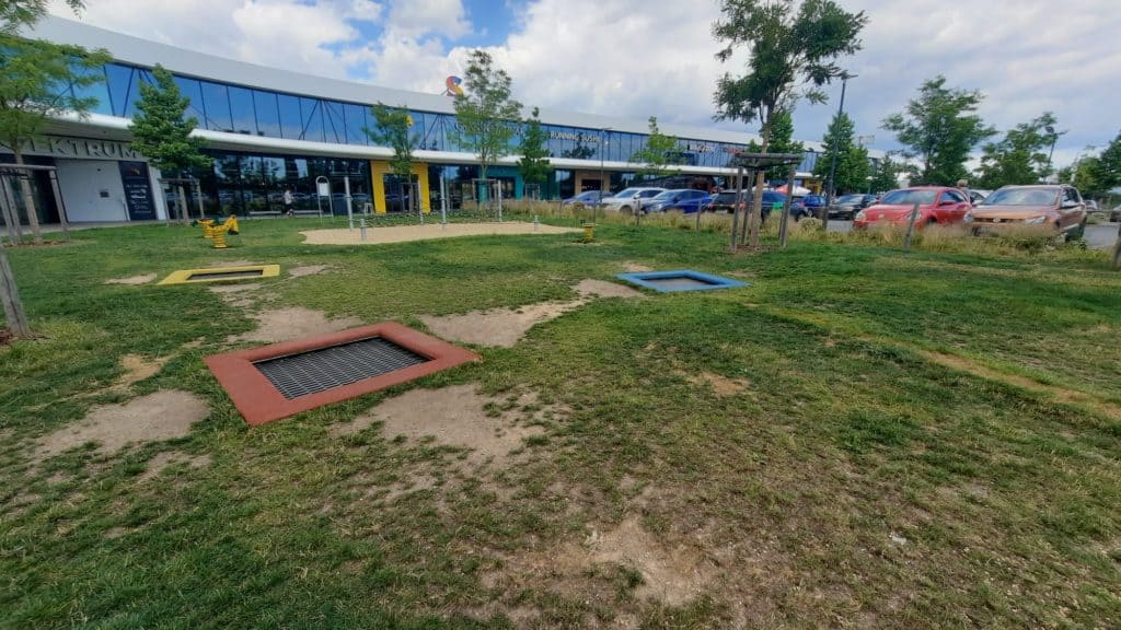 Kam na trampolíny, kam s dětmi v Praze a okolí, Pražské zkratky - výlety okolo Prahy