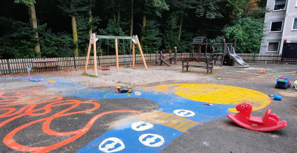 Pražské zkratky: Kam na hřiště s dětmi - houpačky pro nejmenší v Praze a okolí