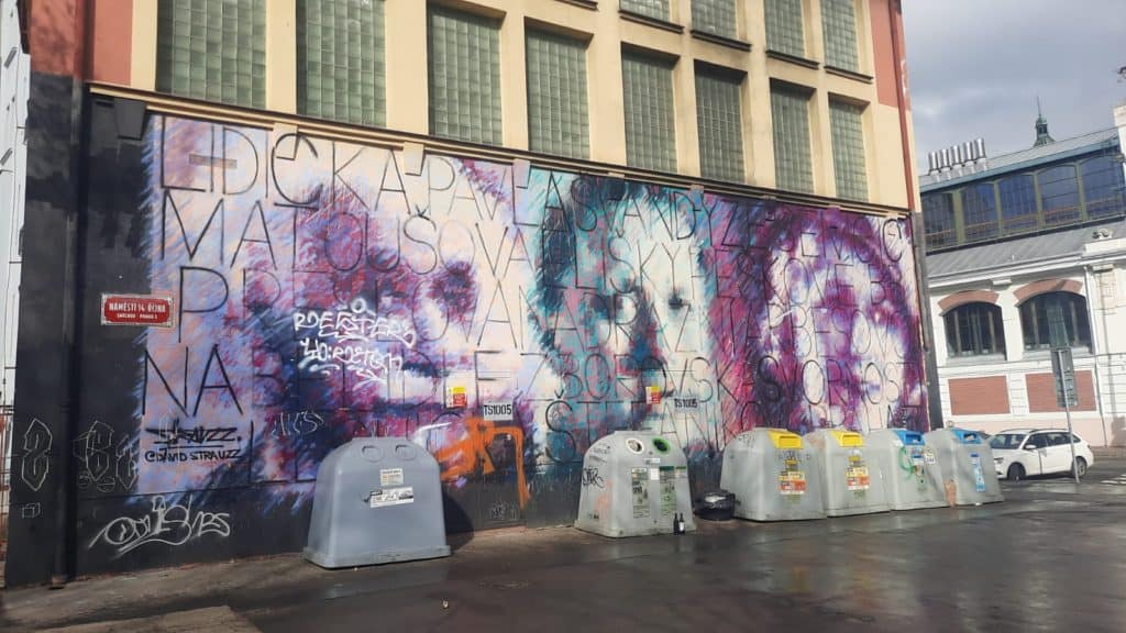 Pražské zkratky: Kam s dětmi v Praze - Kam s puberťáky v Praze - Street art v Praze
